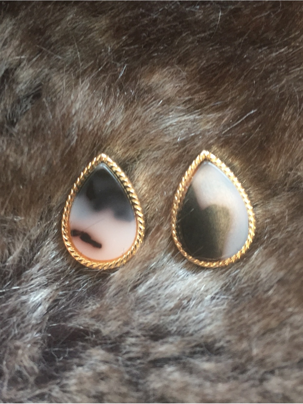 Gold-Trim Teardrop Black and Cream Stone Earrings - Women Jewelry